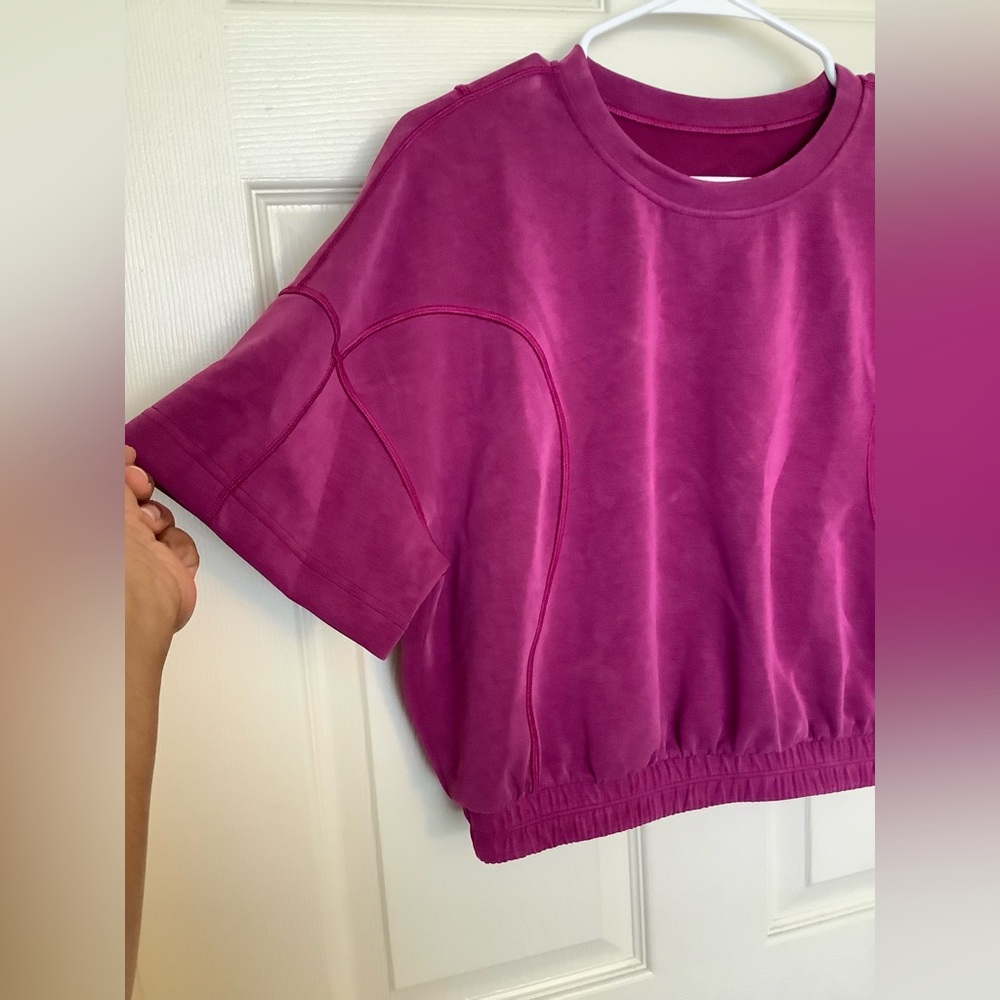 Lululemon Softstreme Gathered T-Shirt
Magenta Purple Size 10 - Picture 5 of 8